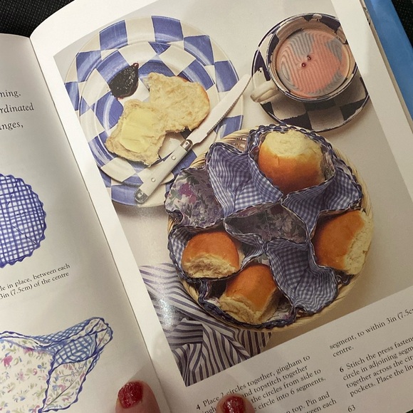 Pretty Things Easy to Make by Hilary More - used - Picture 7 of 8